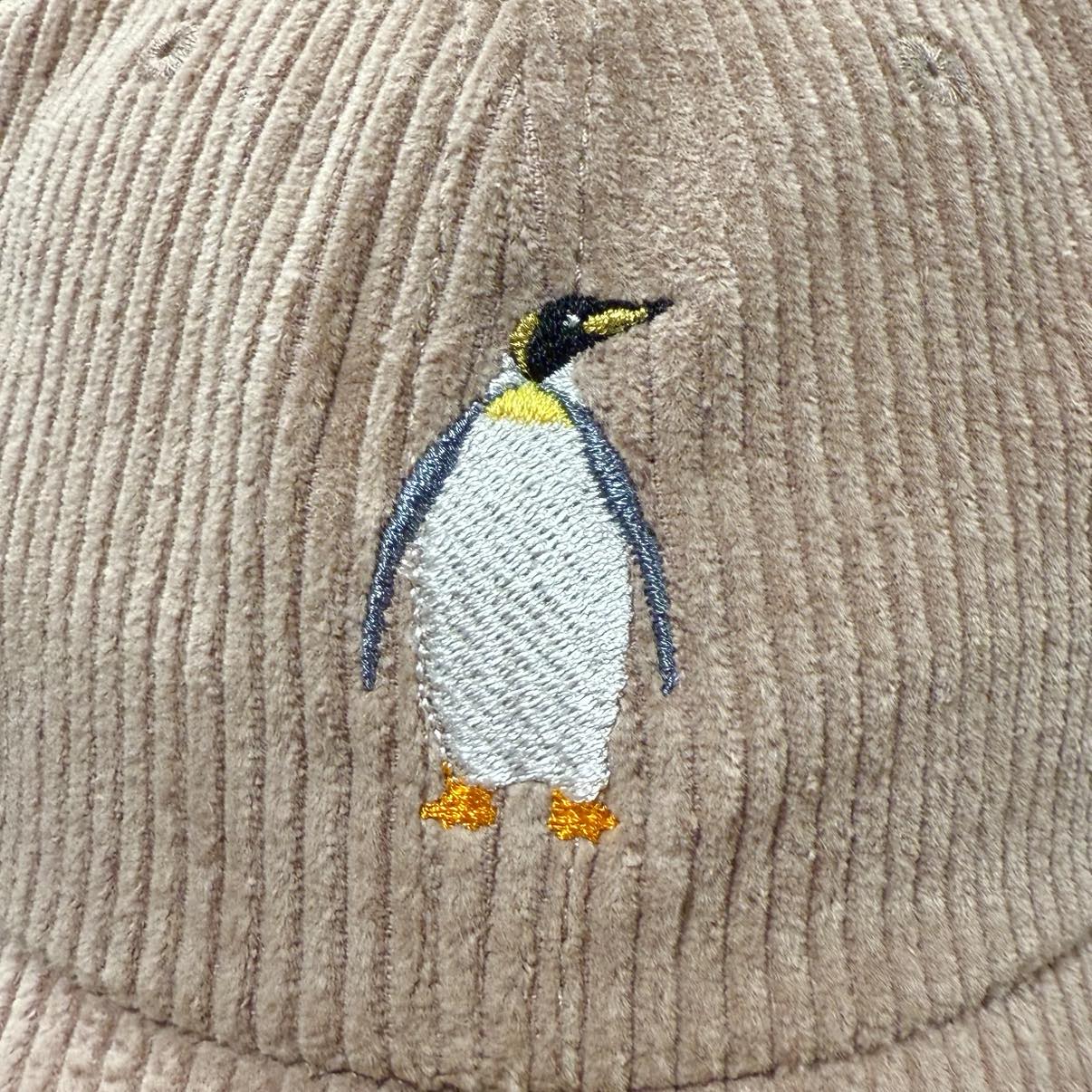 I choose BUCKET HATS to embroider  🪡