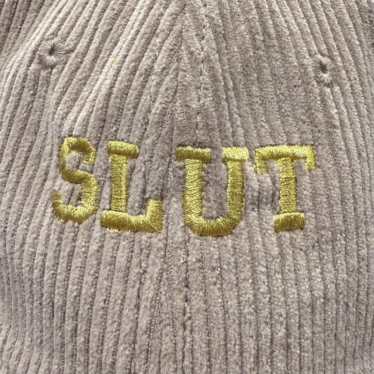 I choose TOTE BAGS to embroider  🪡