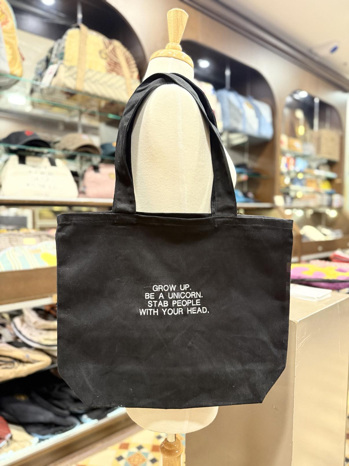 I choose TOTE BAGS to embroider  🪡