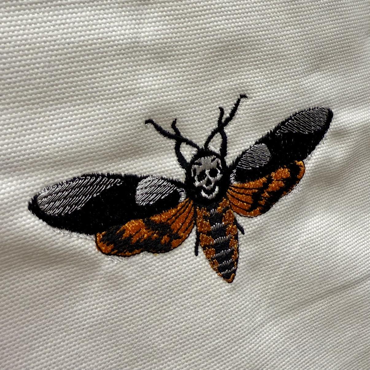 I choose TOTE BAGS to embroider  🪡